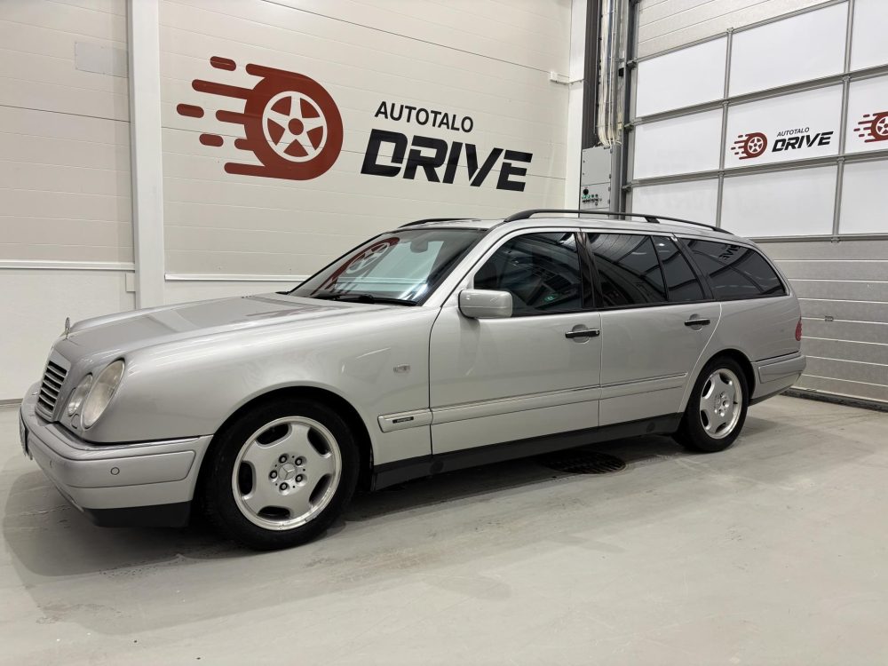 Mercedes-Benz E 2