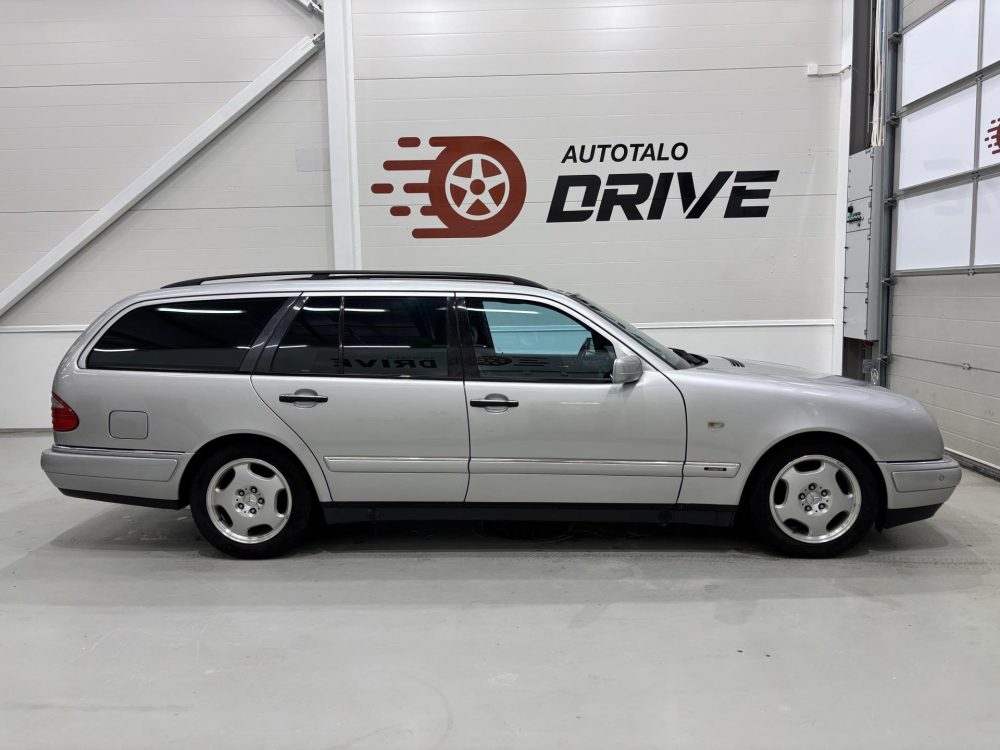 Mercedes-Benz E 9
