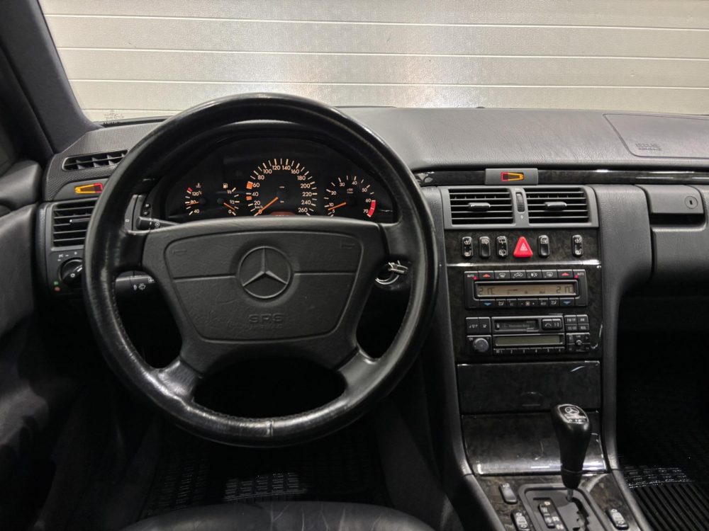Mercedes-Benz E 18