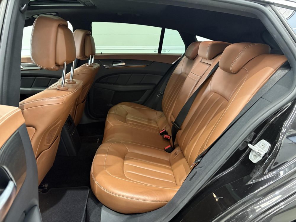 Mercedes-Benz CLS 11