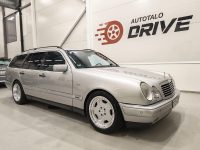 Mercedes-Benz E 9