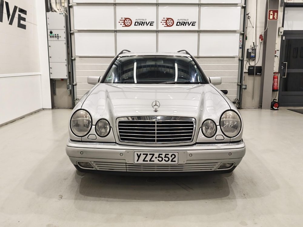 Mercedes-Benz E 10