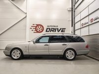 Mercedes-Benz E 3