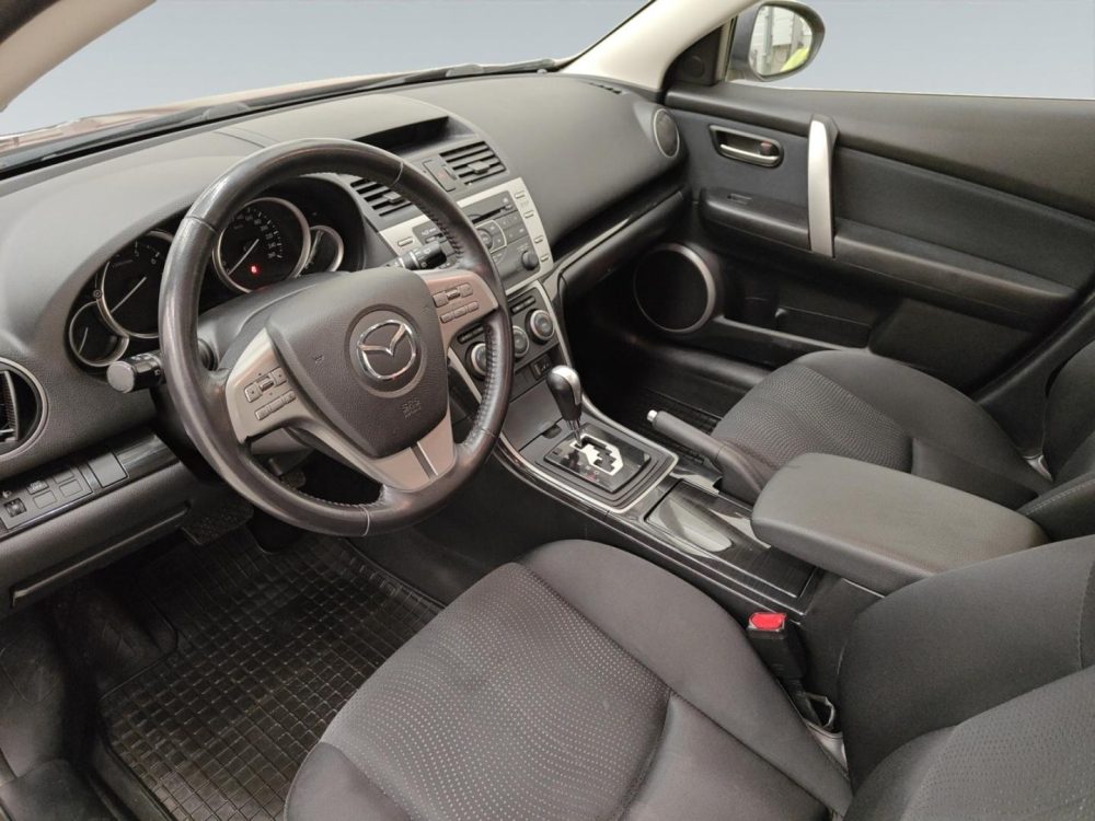Mazda 6 9