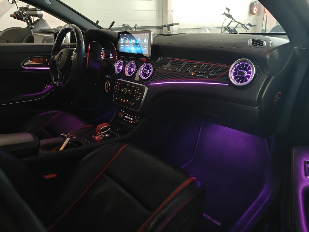 Mercedes-Benz CLA 45 AMG 20