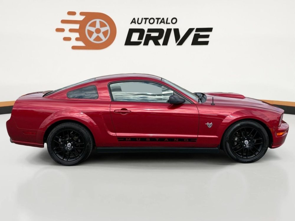 Ford Mustang 6