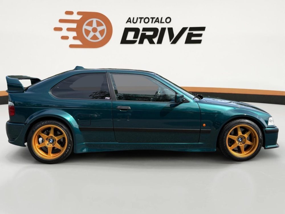 BMW 323 6