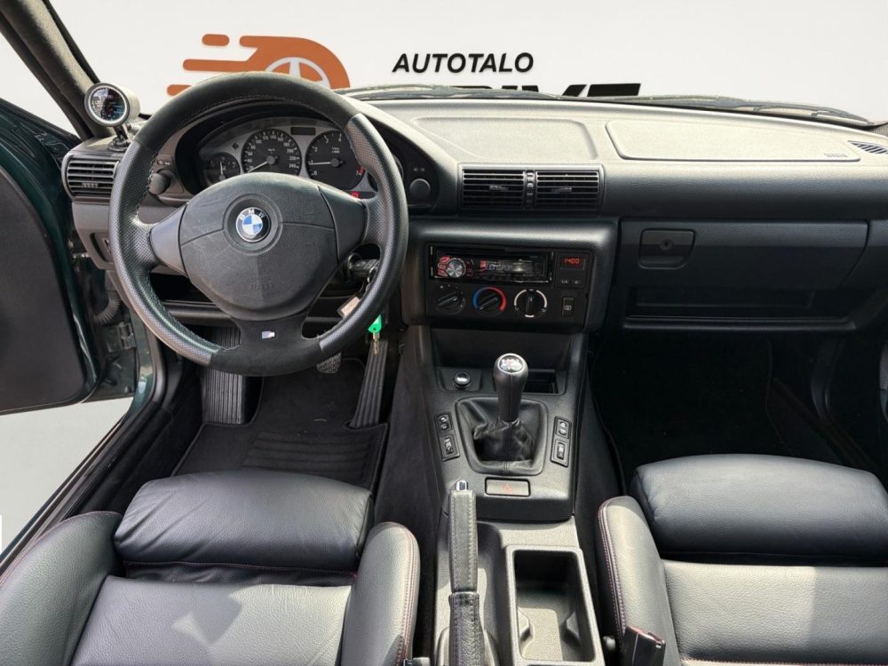 BMW 323 10
