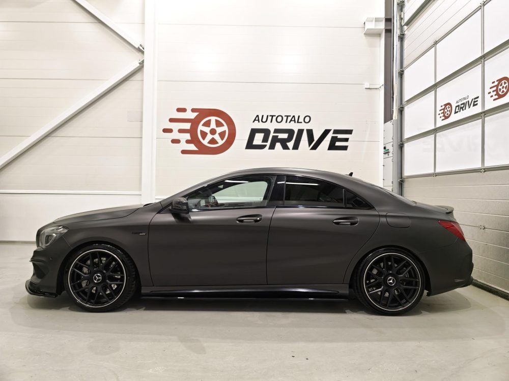 Mercedes-Benz CLA 45 AMG 3
