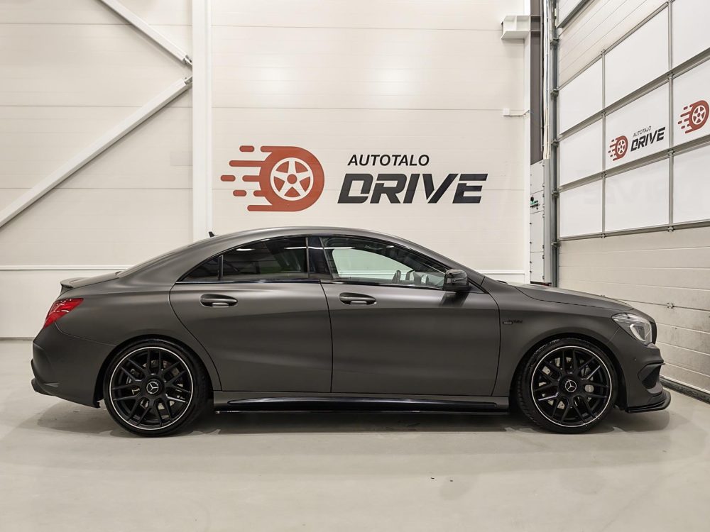 Mercedes-Benz CLA 45 AMG 7
