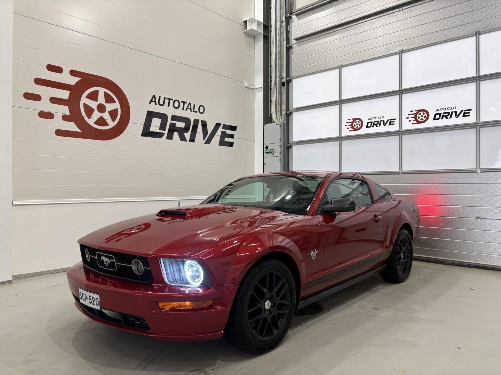 Ford Mustang 1