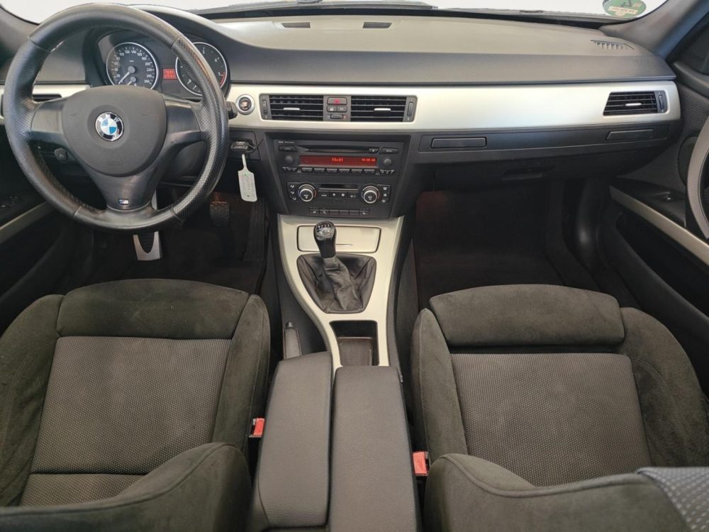 BMW 330 14