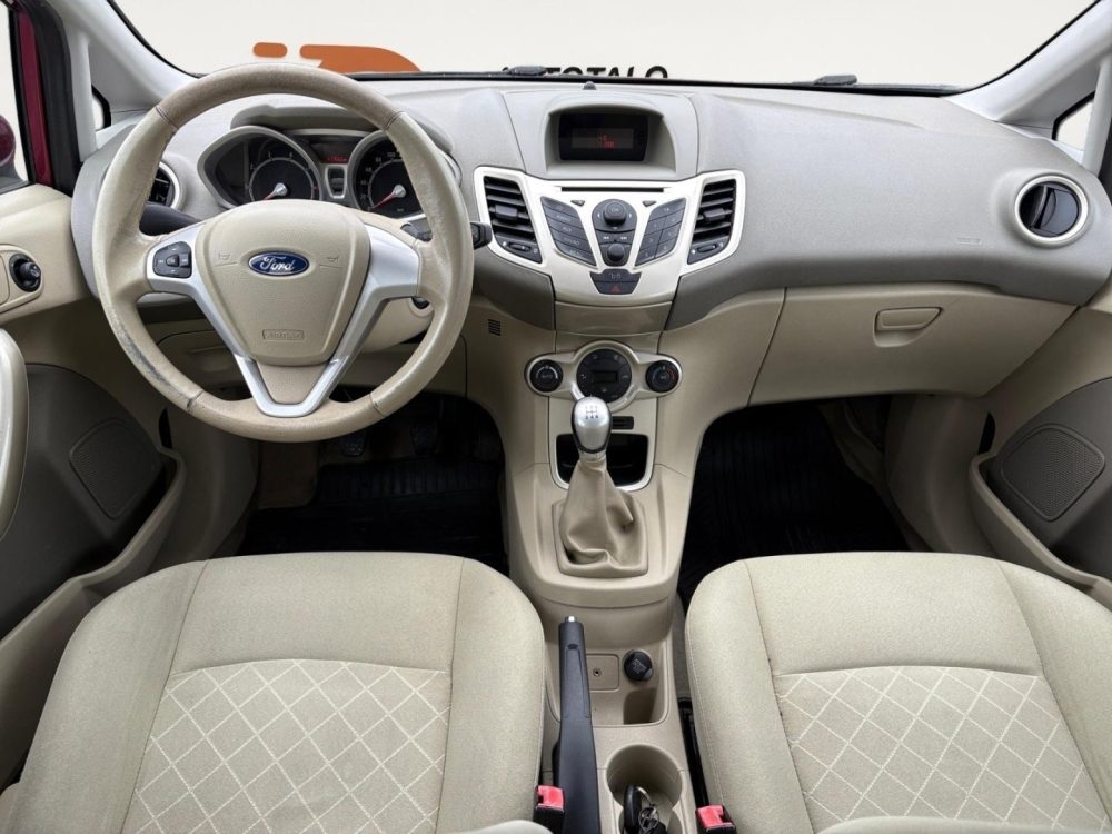 Ford Fiesta 10