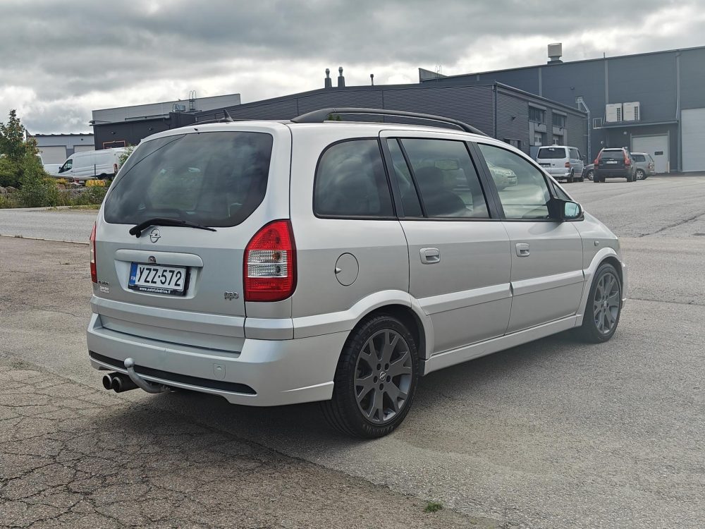 Opel Zafira 6
