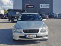 Lexus IS 9