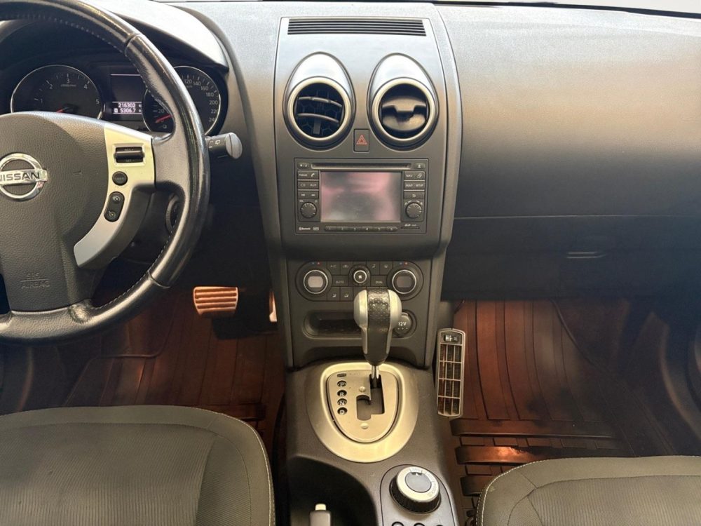 Nissan Qashqai+2 13
