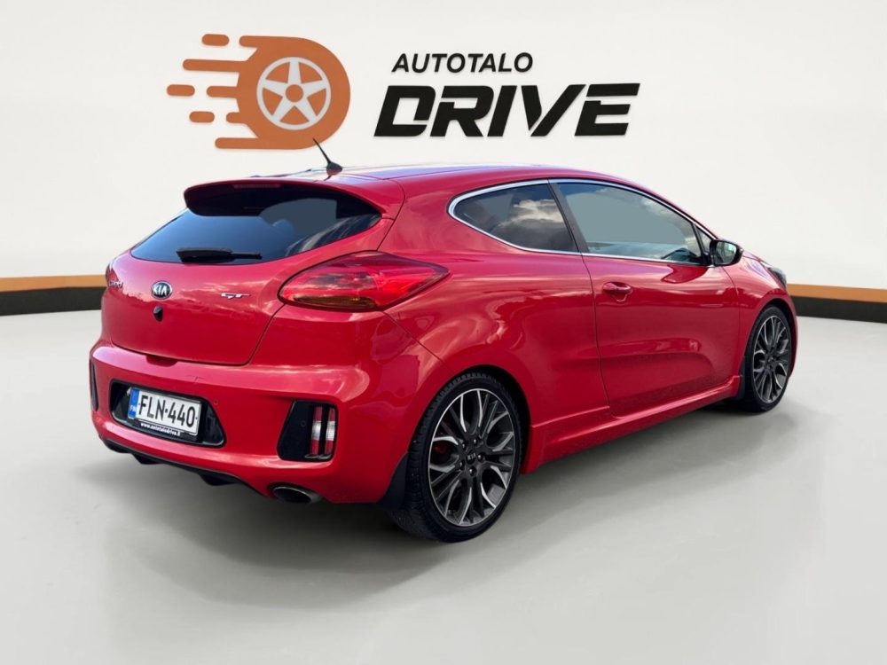 Kia ProCeed 5