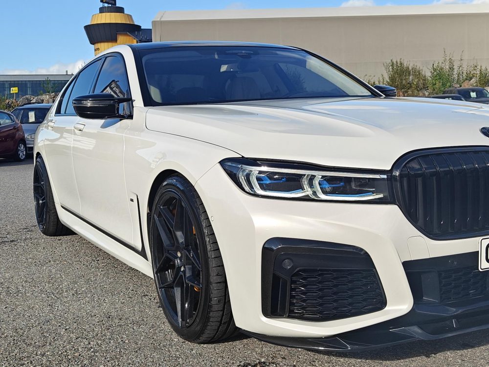 BMW 745 15