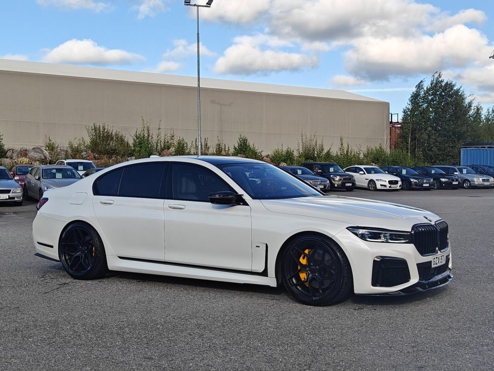 BMW 745 12