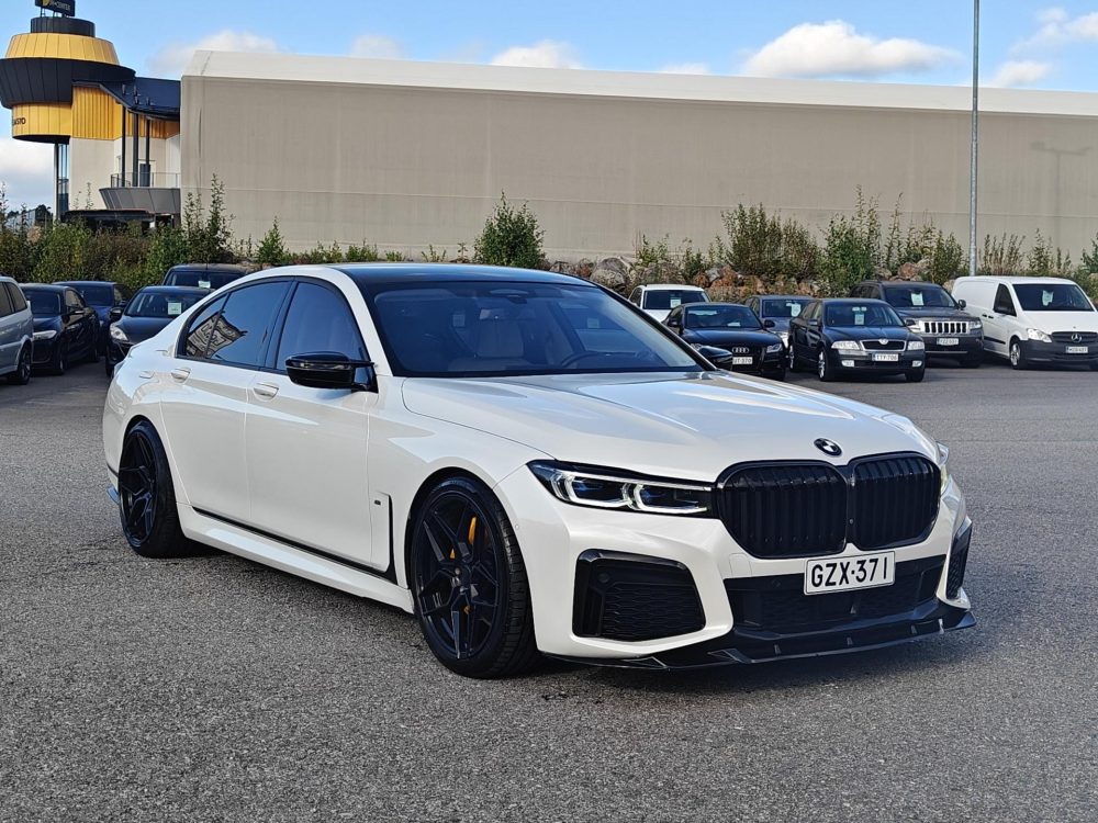 BMW 745 13