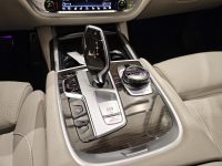 BMW 745 24