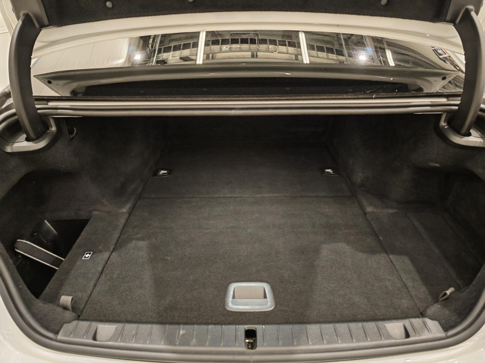 BMW 745 26