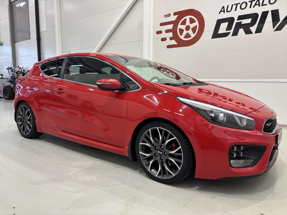 Kia ProCeed 8