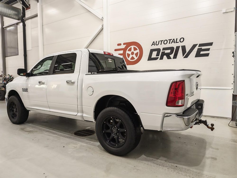Dodge Ram 1500 4