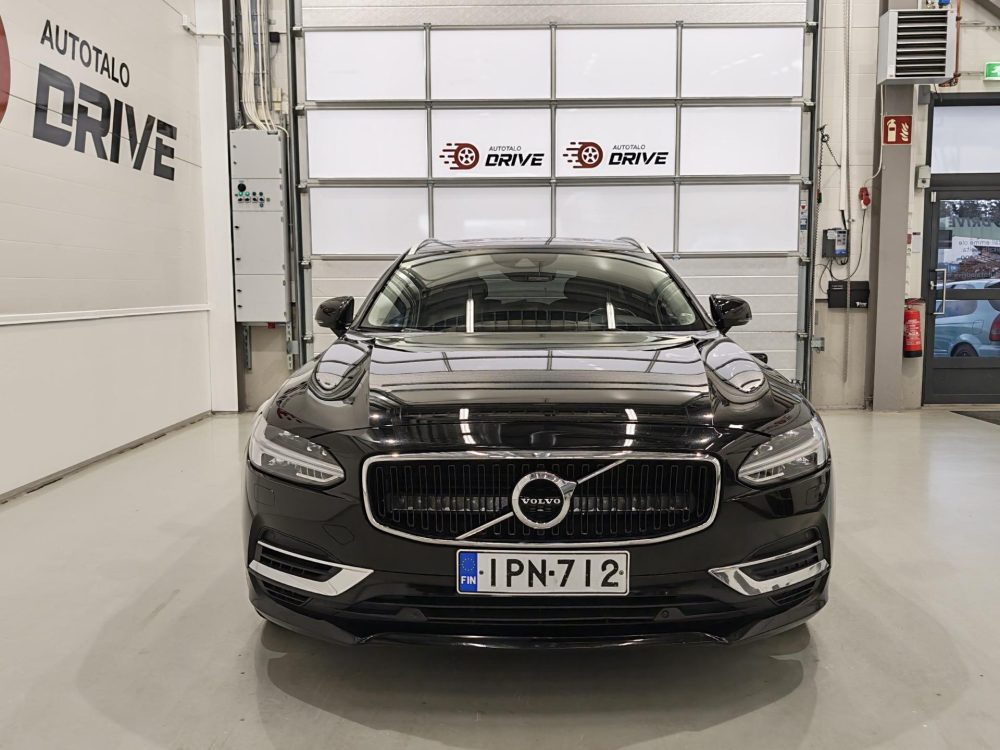 Volvo V90 9