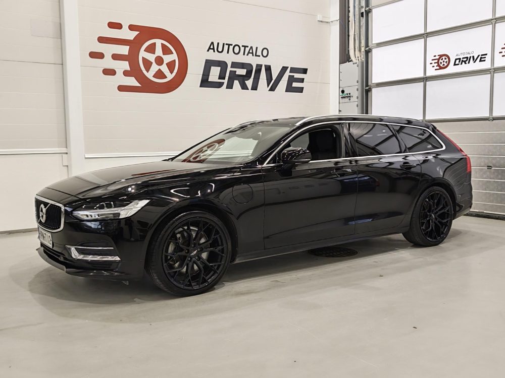 Volvo V90 2