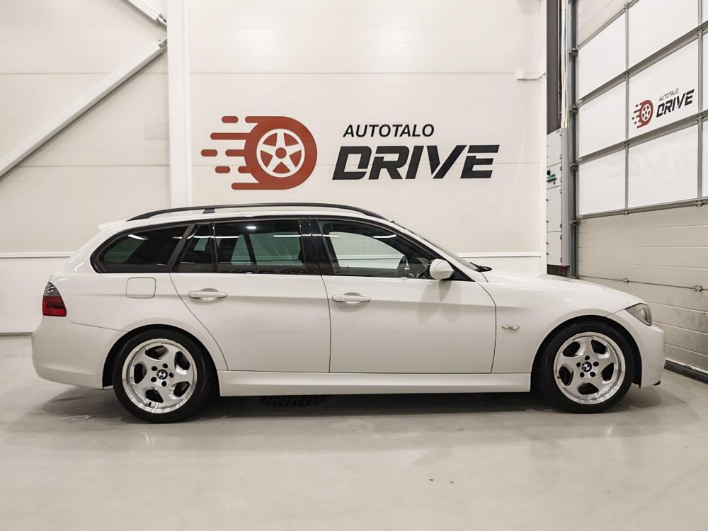 BMW 330 9