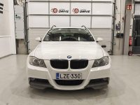 BMW 330 11