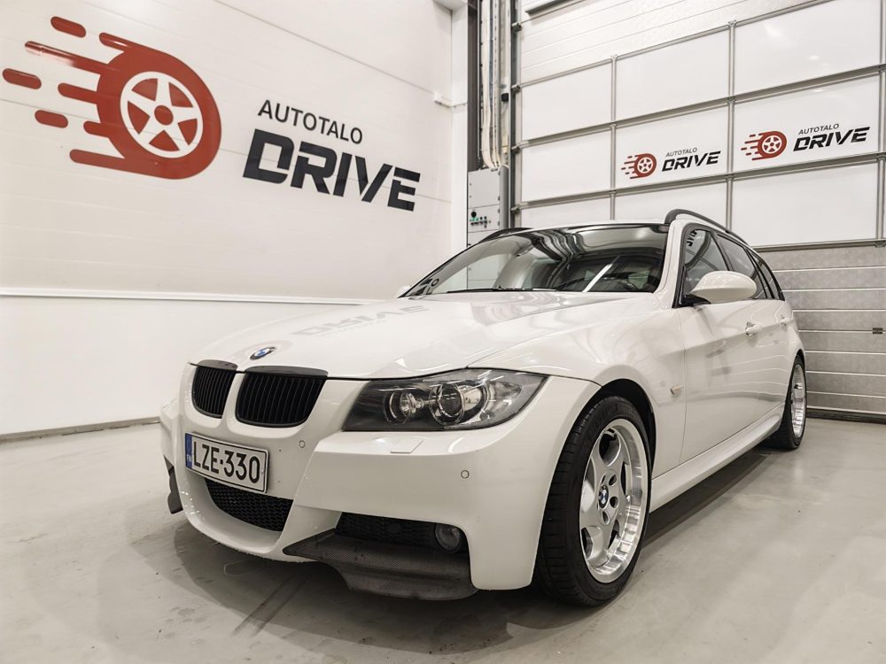 BMW 330 12