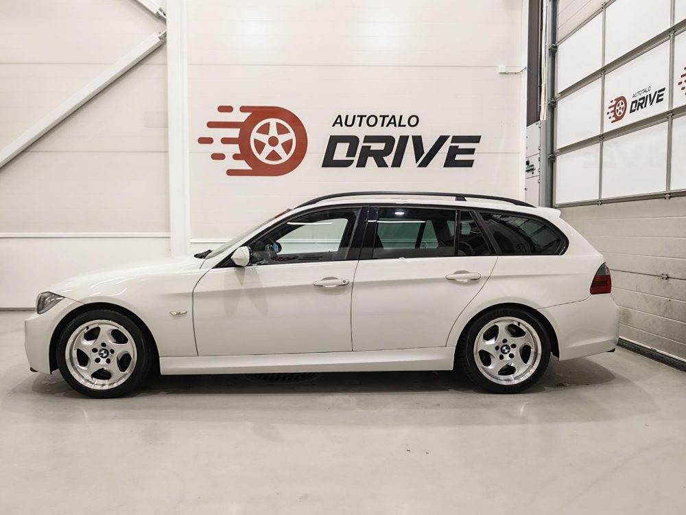 BMW 330 3