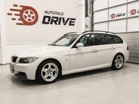 BMW 330 2