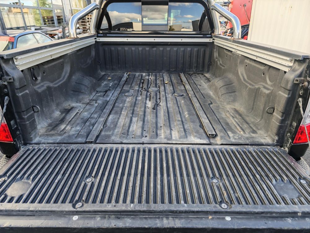Nissan Titan 18
