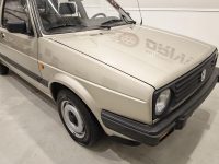 Volkswagen Golf 16