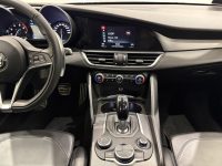 Alfa Romeo Giulia 13