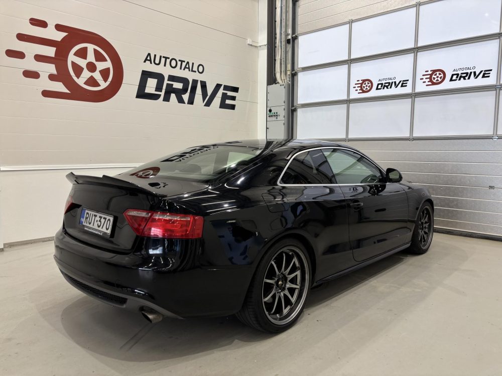 Audi A5 4