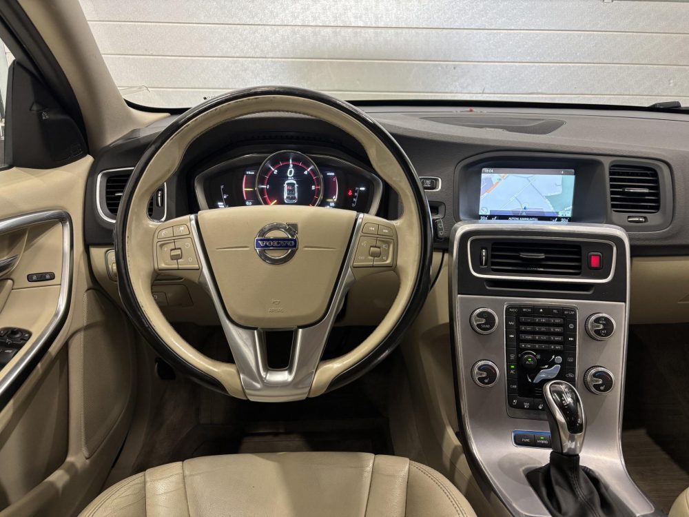 Volvo V60 12