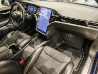 Tesla Model S 15