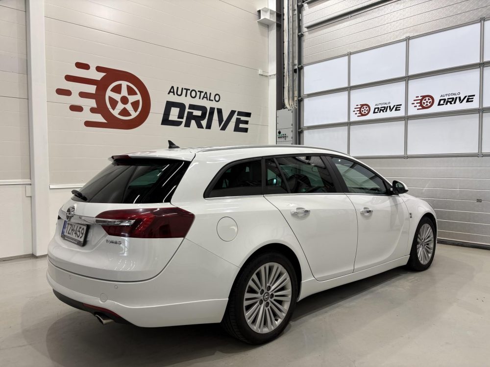 Opel Insignia 5