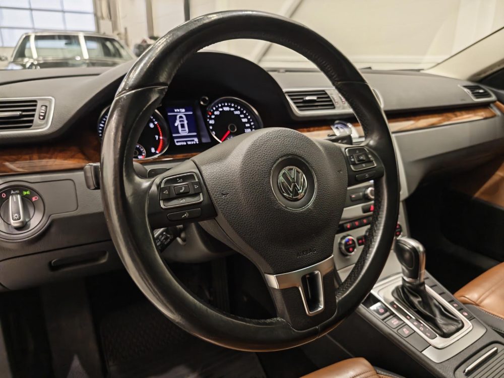 Volkswagen CC 11